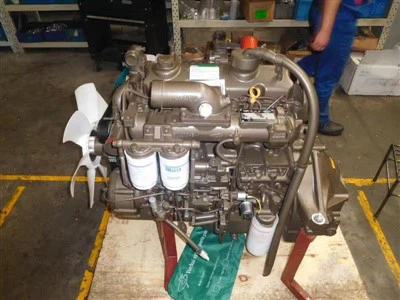 Motor gradbenih strojev Yuchai YC4D130